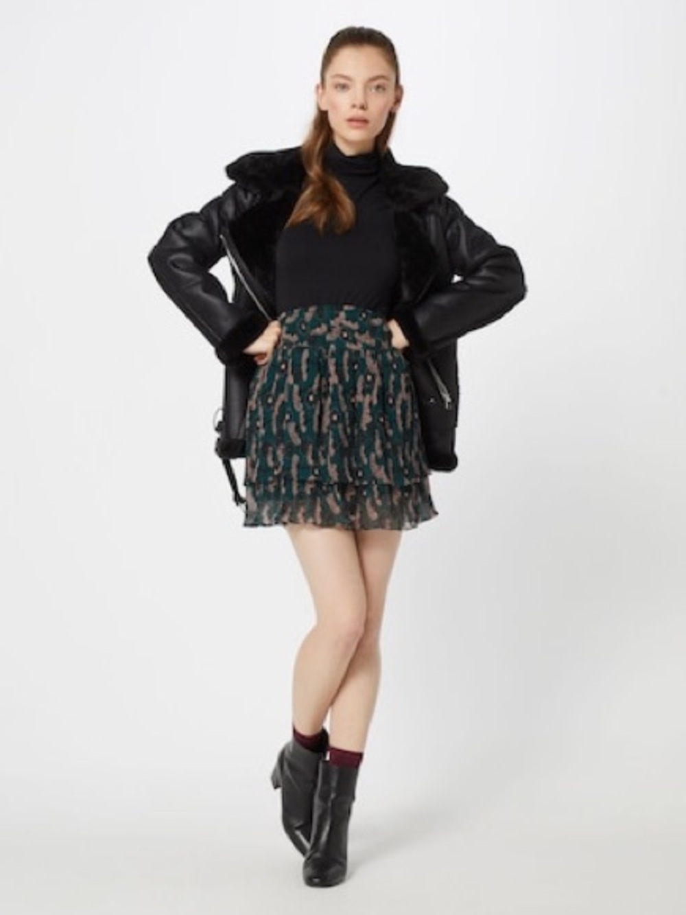 Sofie Schnoor Pleated Mini Skirt with Rose Gold Floral Print